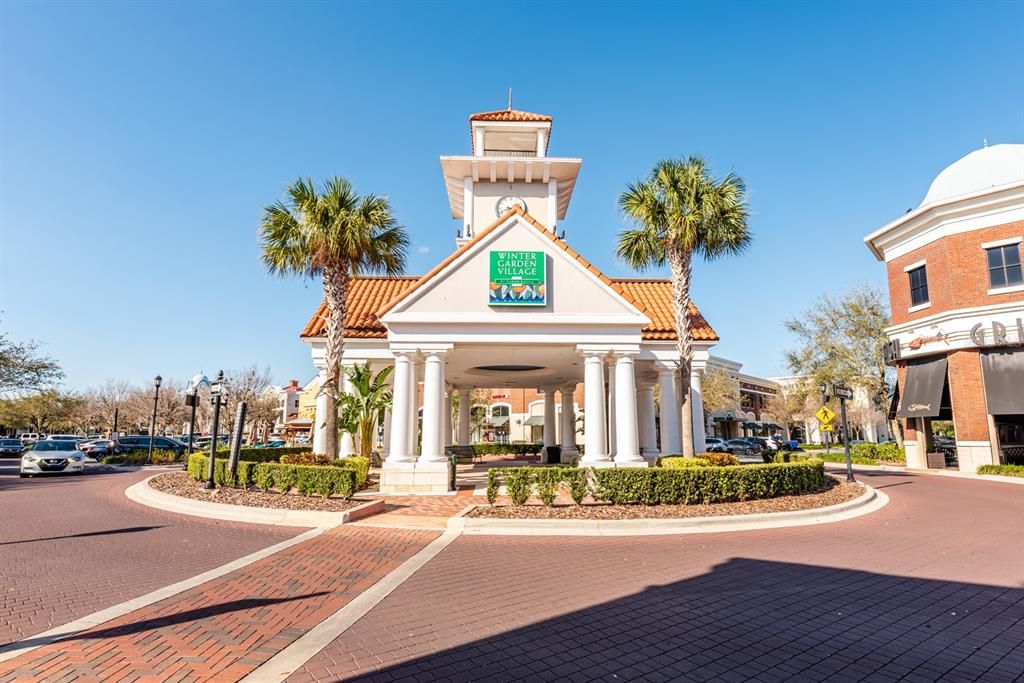 You are just minutes from Winter Garden Village, major roadways and world renowned theme parks.