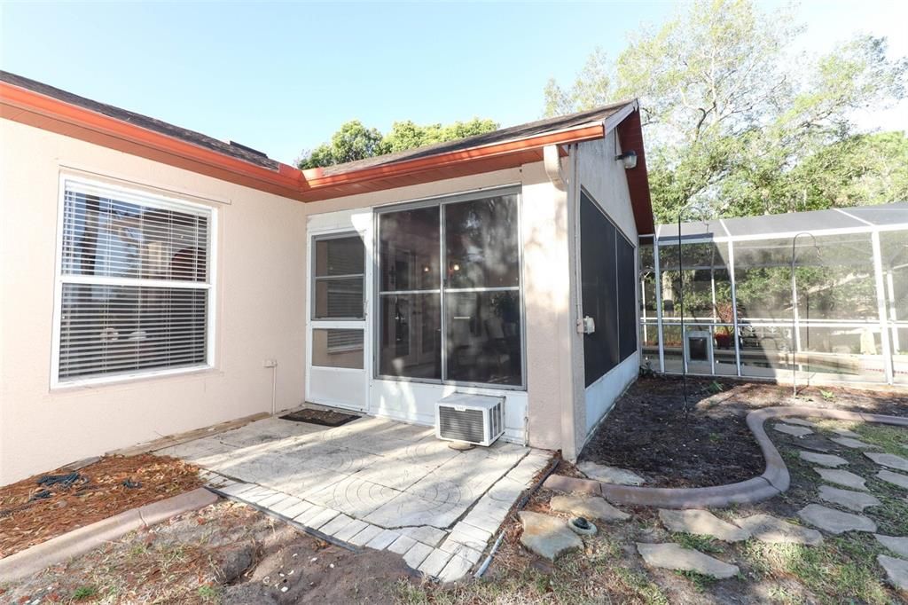 For Sale: $427,500 (3 beds, 2 baths, 1816 Square Feet)