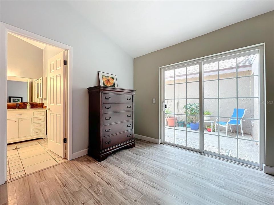 For Sale: $689,000 (4 beds, 2 baths, 2481 Square Feet)
