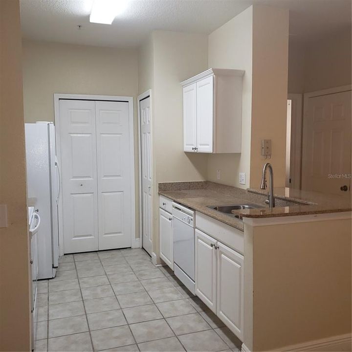 For Sale: $315,000 (3 beds, 2 baths, 1340 Square Feet)