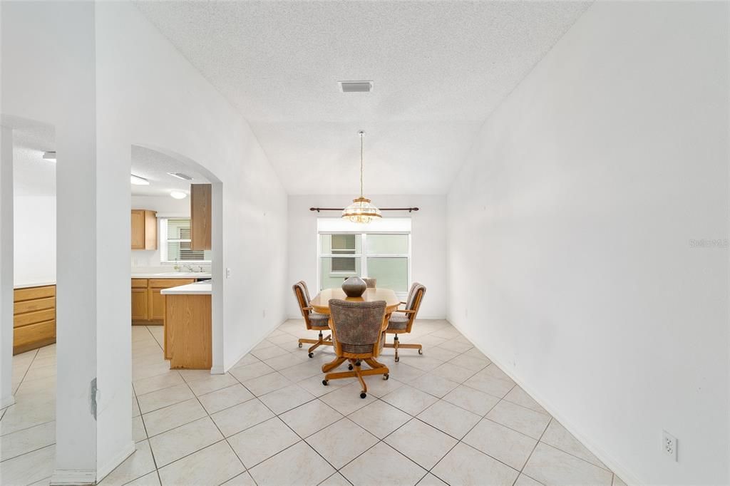 For Sale: $369,900 (3 beds, 2 baths, 1904 Square Feet)