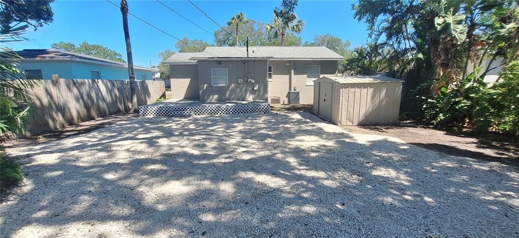 For Sale: $330,000 (3 beds, 1 baths, 970 Square Feet)