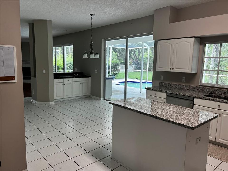 Large kitchen with lots of pantry space, Stainless Steel appliances
