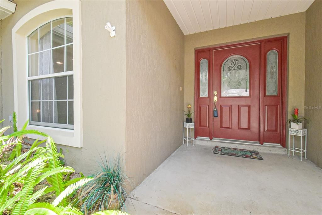 For Sale: $319,000 (2 beds, 2 baths, 1604 Square Feet)