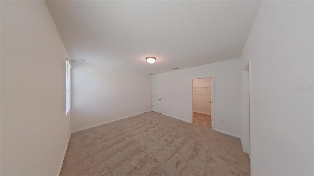 Active With Contract: $1,995 (3 beds, 2 baths, 1695 Square Feet)