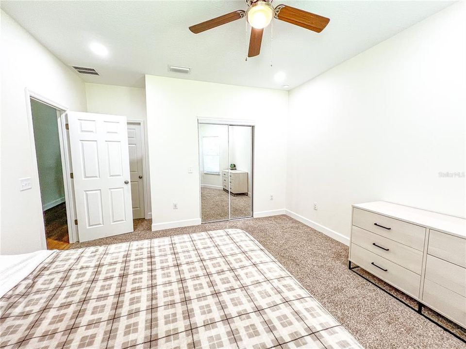 For Rent: $2,300 (3 beds, 2 baths, 1343 Square Feet)