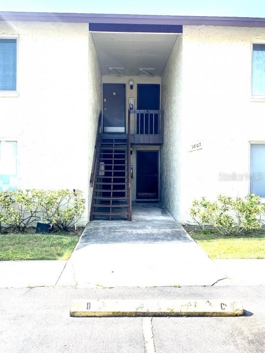 For Sale: $119,900 (1 beds, 1 baths, 590 Square Feet)