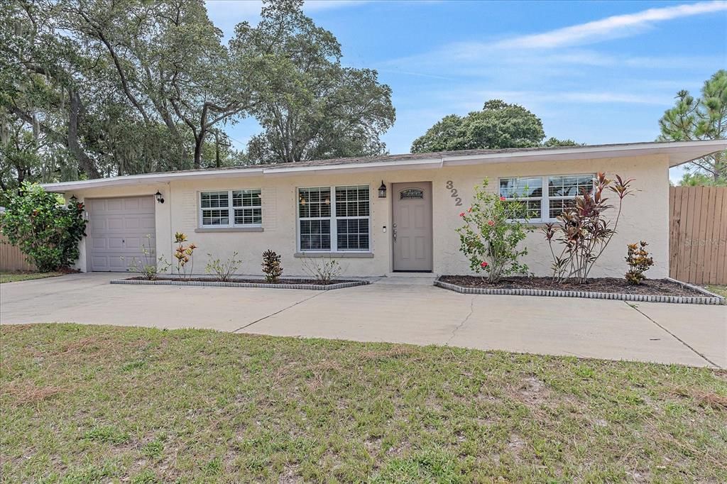 Recently Sold: $415,000 (3 beds, 2 baths, 1460 Square Feet)