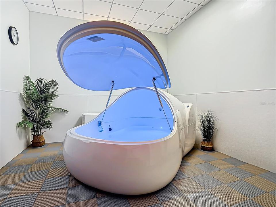 Serenity Float Suite