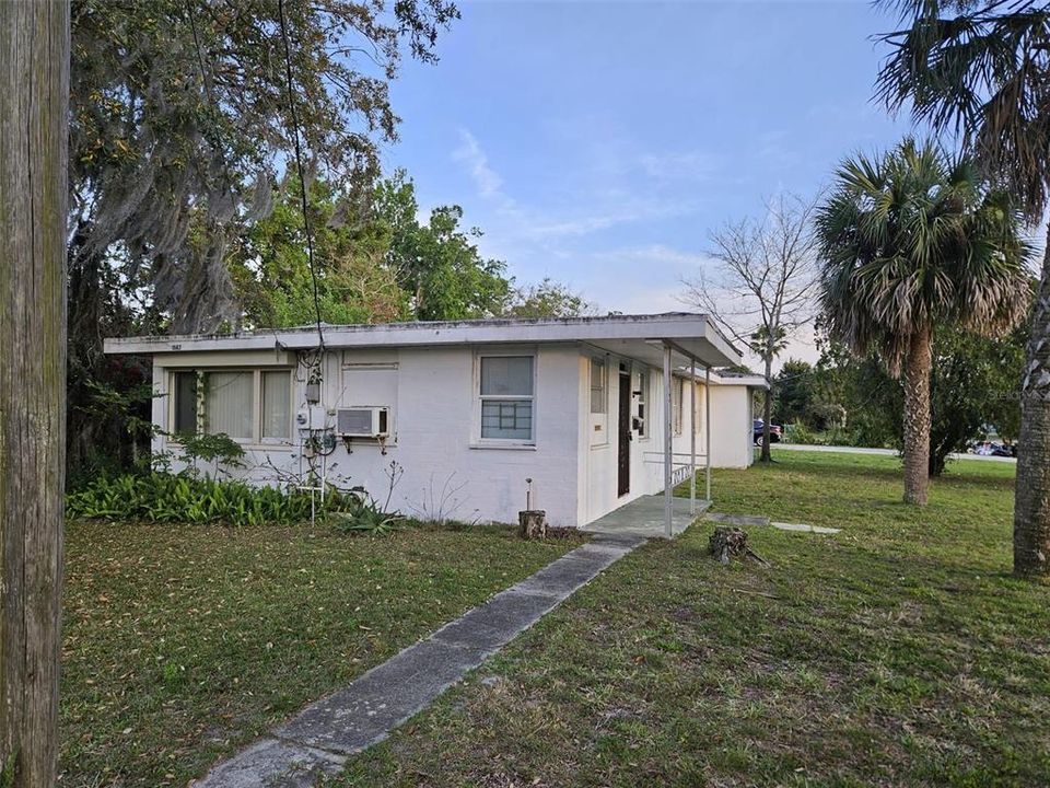 Recently Sold: $99,900 (3 beds, 2 baths, 1091 Square Feet)
