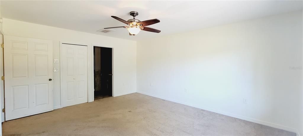 For Rent: $2,800 (3 beds, 2 baths, 2060 Square Feet)