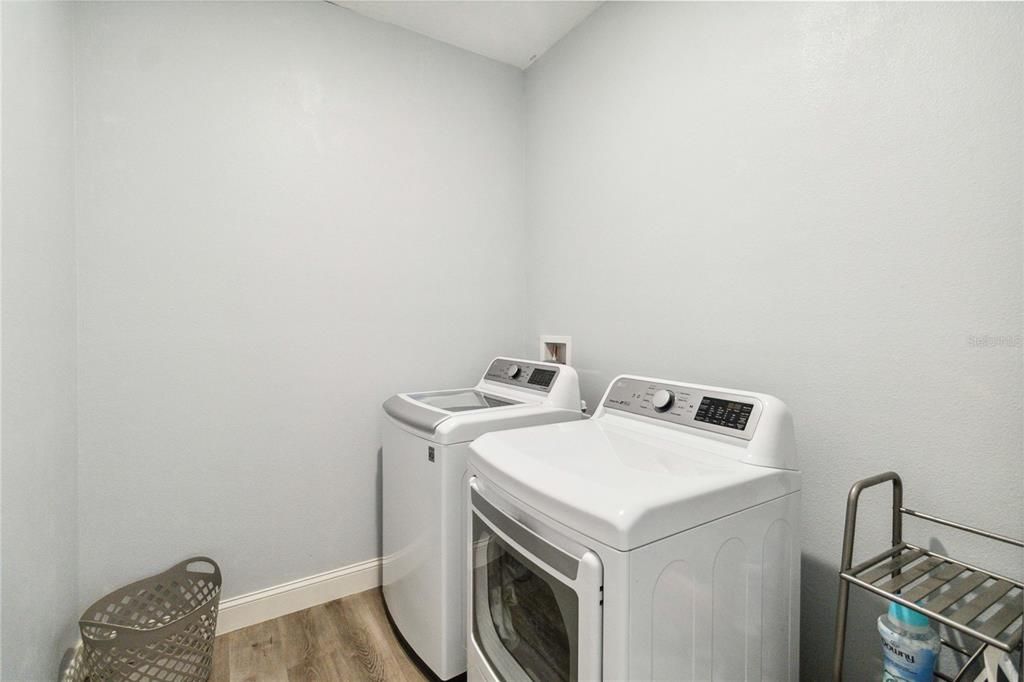 *Washer/Dryer Not Included*