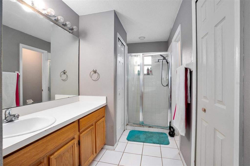 For Sale: $399,900 (3 beds, 2 baths, 1458 Square Feet)