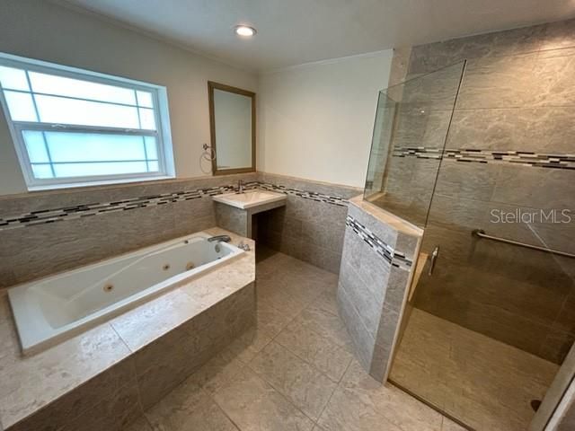 最近租的: $2,500 (3 贝兹, 2 浴室, 1931 平方英尺)