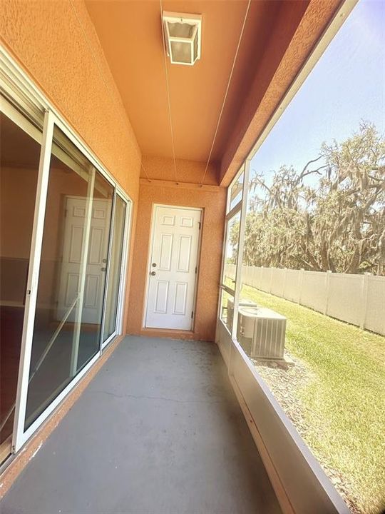 For Rent: $1,950 (3 beds, 2 baths, 1580 Square Feet)