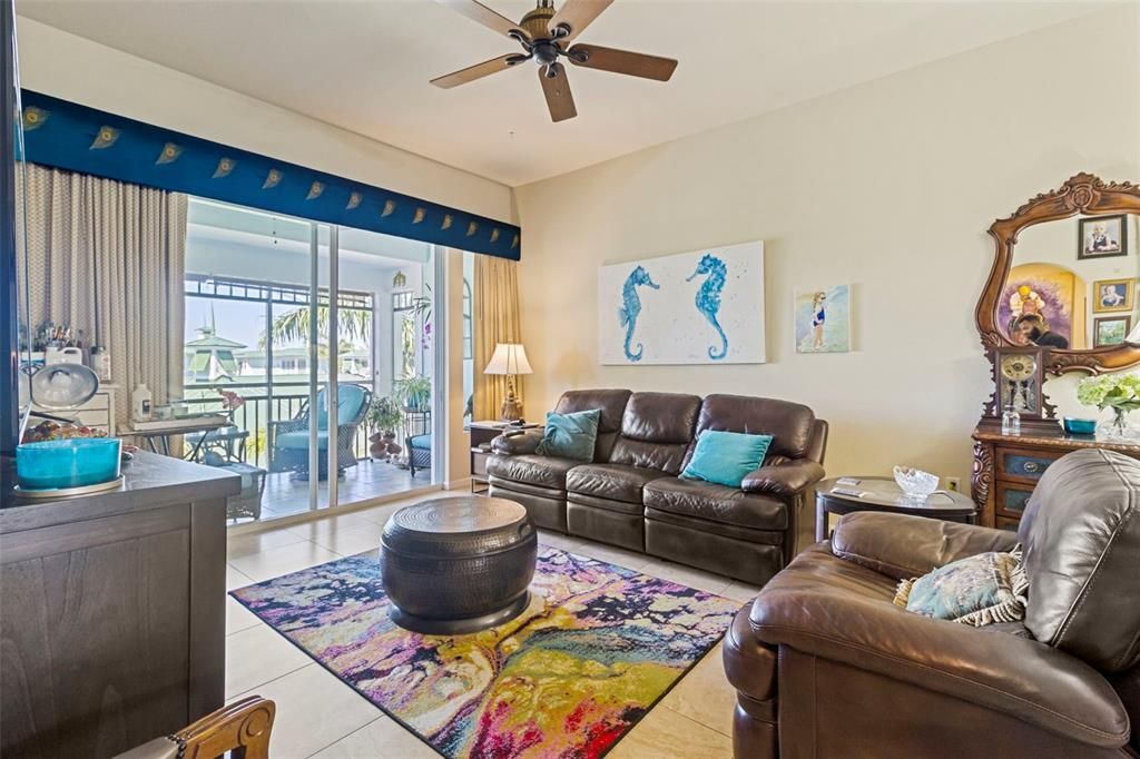 For Sale: $359,000 (3 beds, 2 baths, 1759 Square Feet)