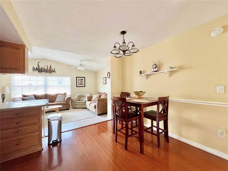 For Sale: $484,900 (3 beds, 2 baths, 1421 Square Feet)