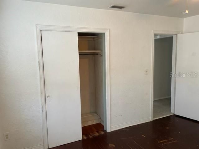 For Rent: $1,795 (2 beds, 1 baths, 1150 Square Feet)