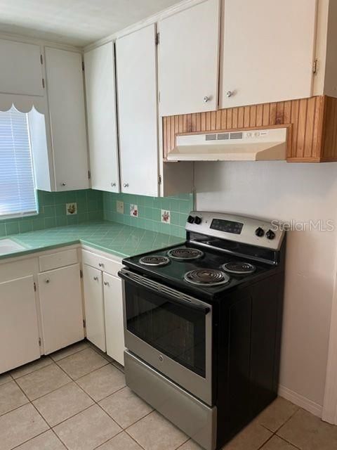 Active With Contract: $1,795 (2 beds, 1 baths, 1150 Square Feet)