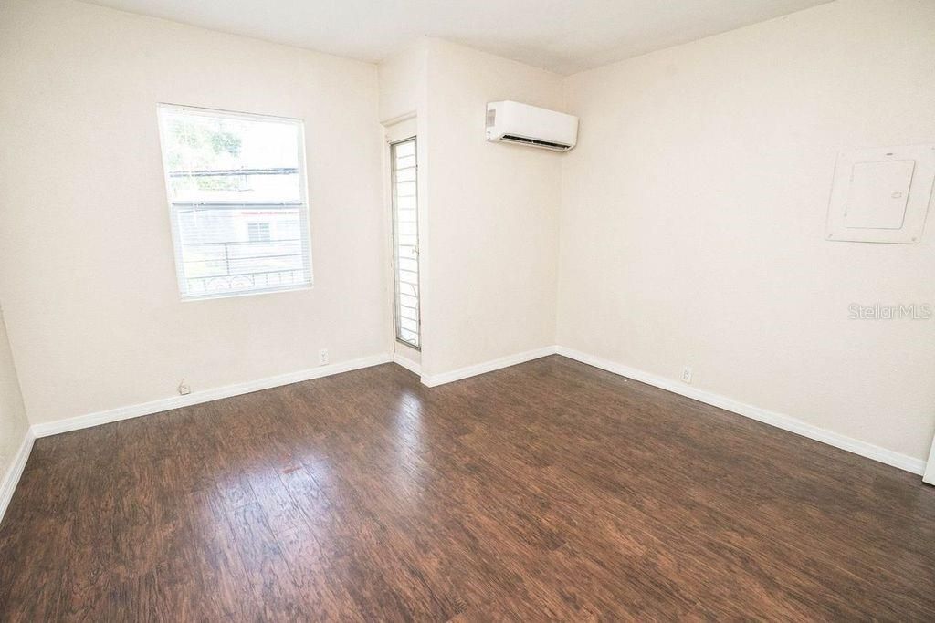 Recently Rented: $1,545 (1 beds, 1 baths, 600 Square Feet)