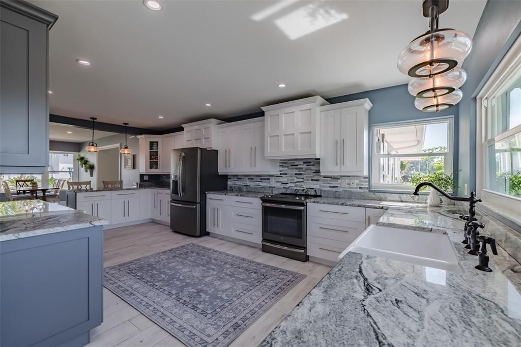 Active With Contract: $2,495,000 (3 beds, 3 baths, 3302 Square Feet)