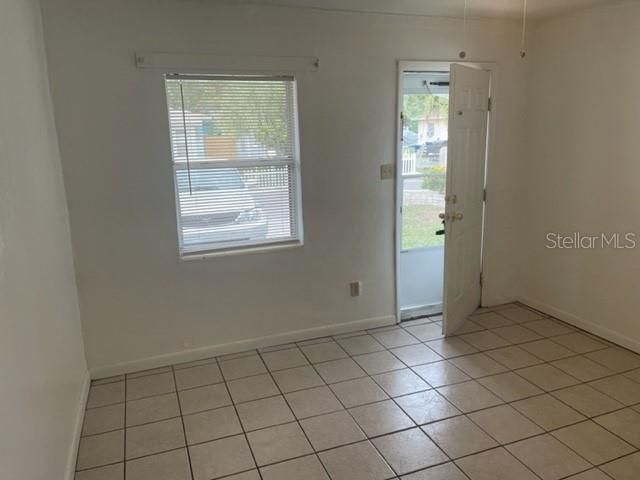 For Rent: $1,650 (2 beds, 1 baths, 624 Square Feet)