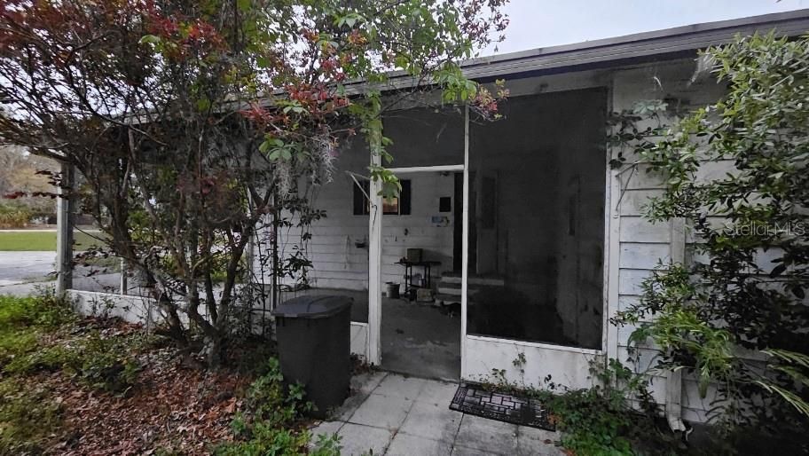 Recently Sold: $74,000 (2 beds, 2 baths, 1152 Square Feet)