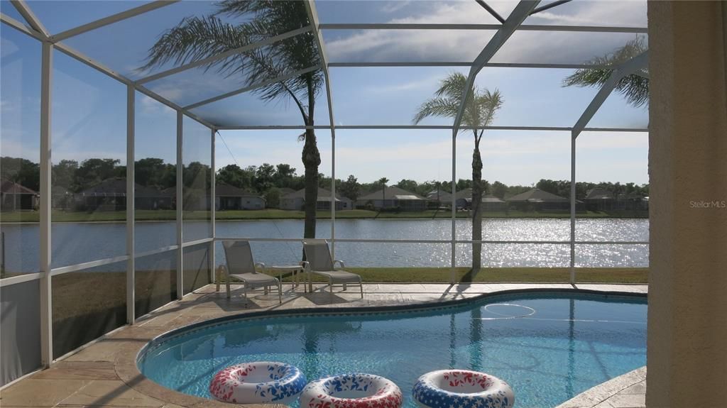 Approaching Sunset: Fabulous Pool & Lanai overlooking Waterfront