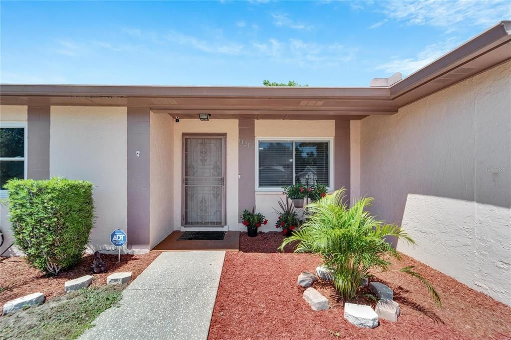 Active With Contract: $350,000 (4 beds, 2 baths, 1708 Square Feet)