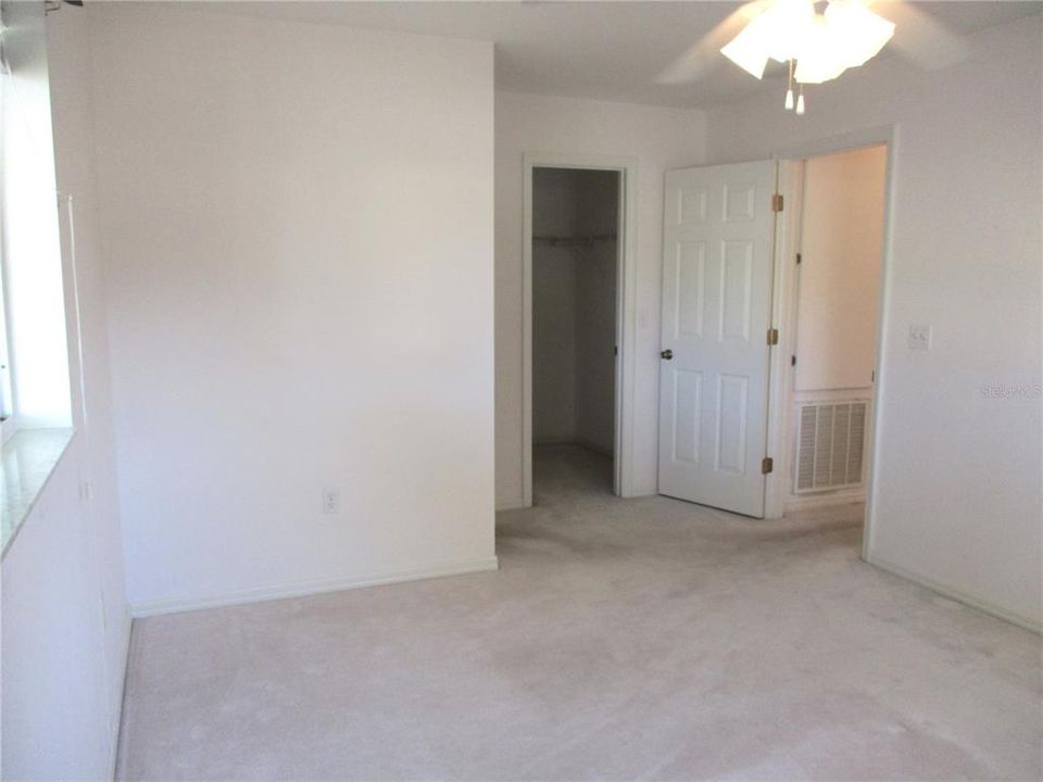 For Sale: $199,000 (2 beds, 2 baths, 1008 Square Feet)