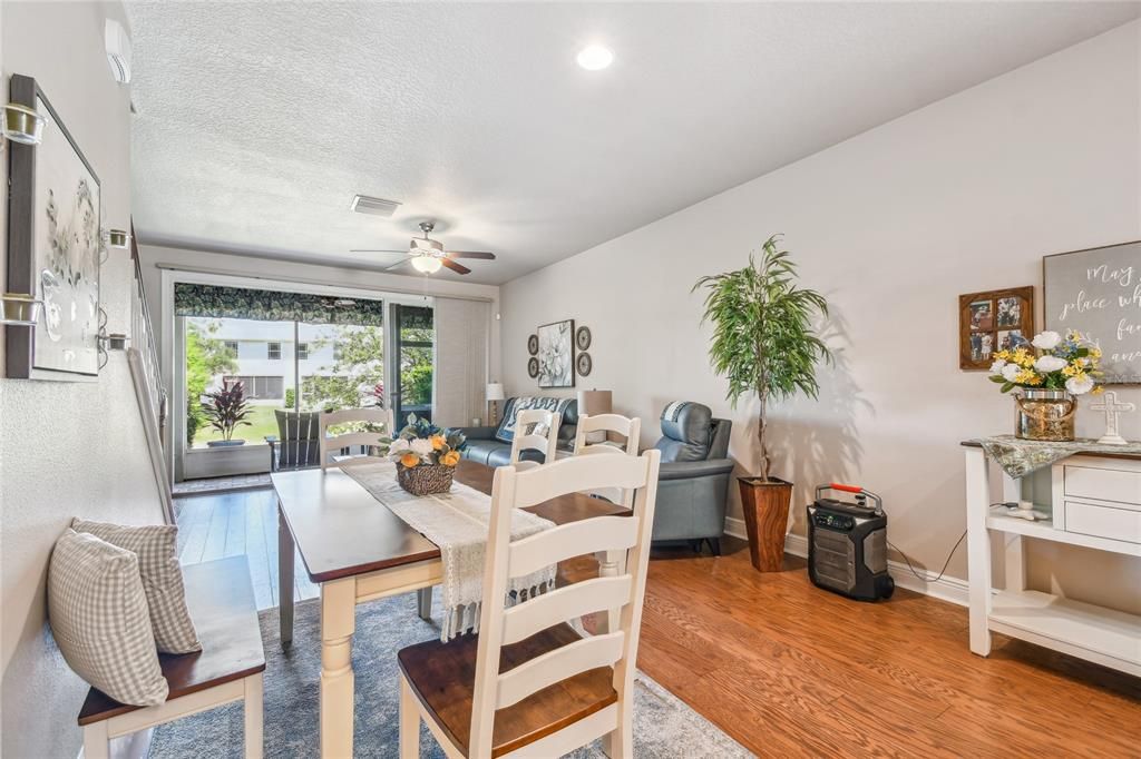 For Sale: $374,900 (2 beds, 2 baths, 1400 Square Feet)