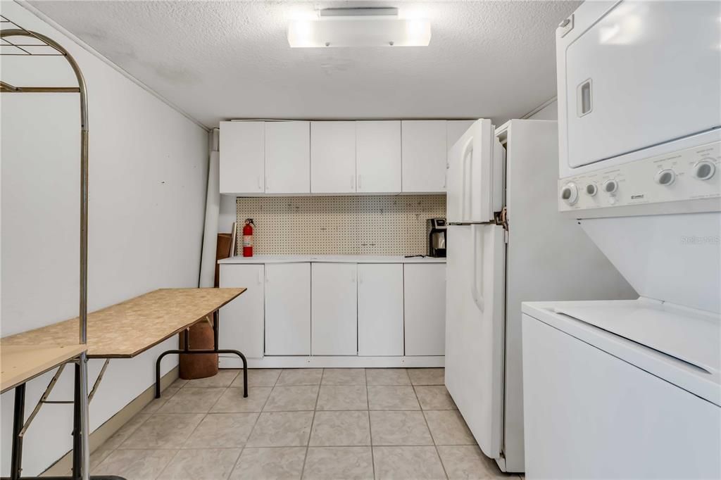 Active With Contract: $75,000 (2 beds, 1 baths, 840 Square Feet)