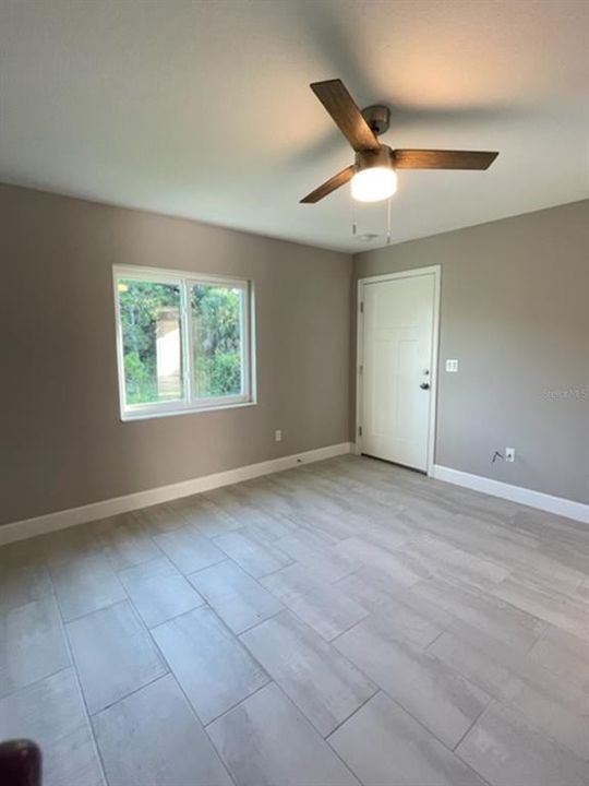 For Rent: $2,000 (3 beds, 2 baths, 1300 Square Feet)