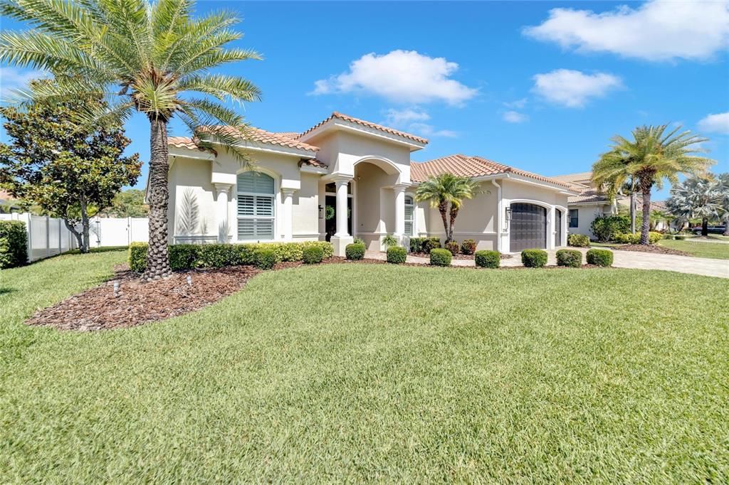 Recently Sold: $1,300,000 (4 beds, 3 baths, 2821 Square Feet)