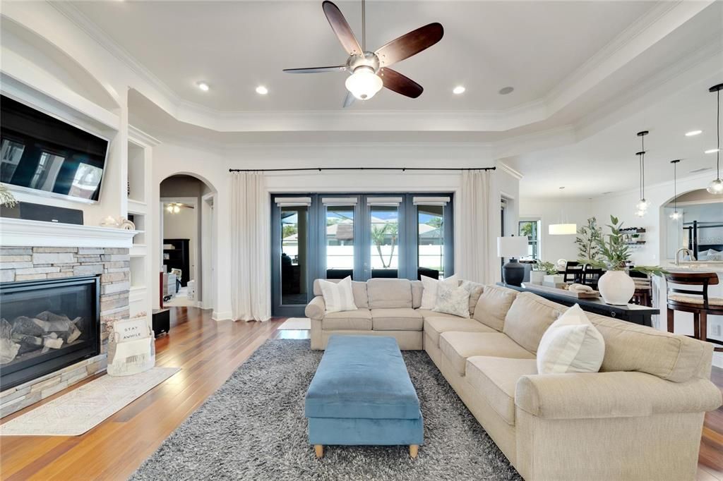 Recently Sold: $1,300,000 (4 beds, 3 baths, 2821 Square Feet)