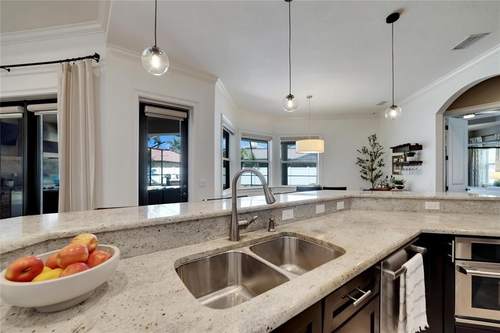 Recently Sold: $1,300,000 (4 beds, 3 baths, 2821 Square Feet)