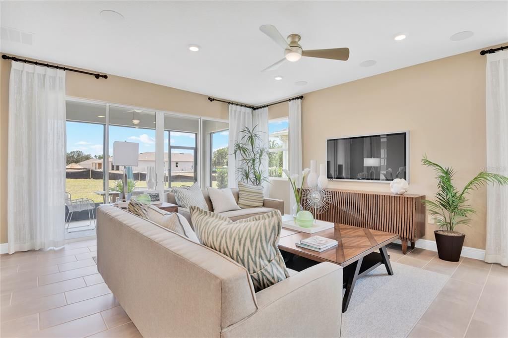 Active With Contract: $367,800 (4 beds, 3 baths, 2077 Square Feet)