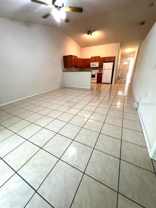 Recently Rented: $1,500 (3 beds, 2 baths, 1153 Square Feet)