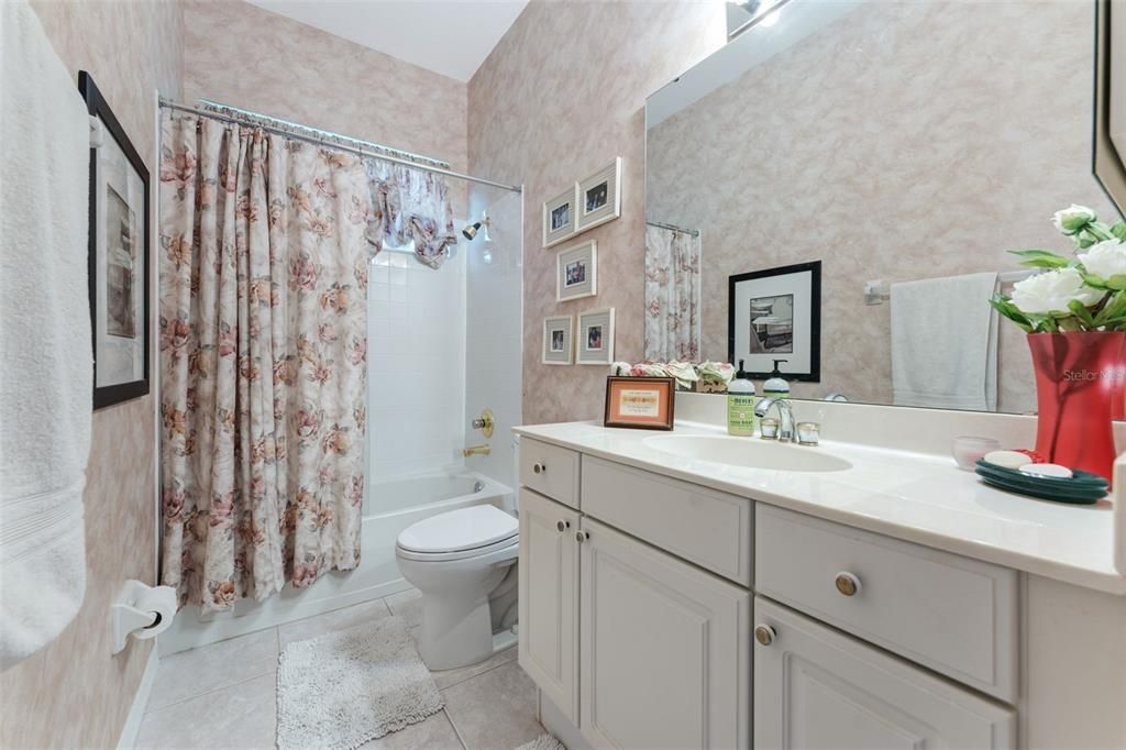 待售: $550,000 (2 贝兹, 2 浴室, 1862 平方英尺)