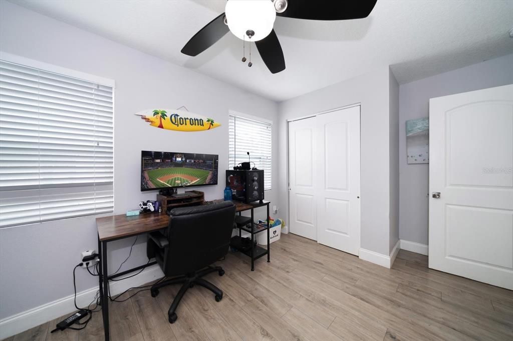 For Sale: $399,900 (3 beds, 2 baths, 1506 Square Feet)