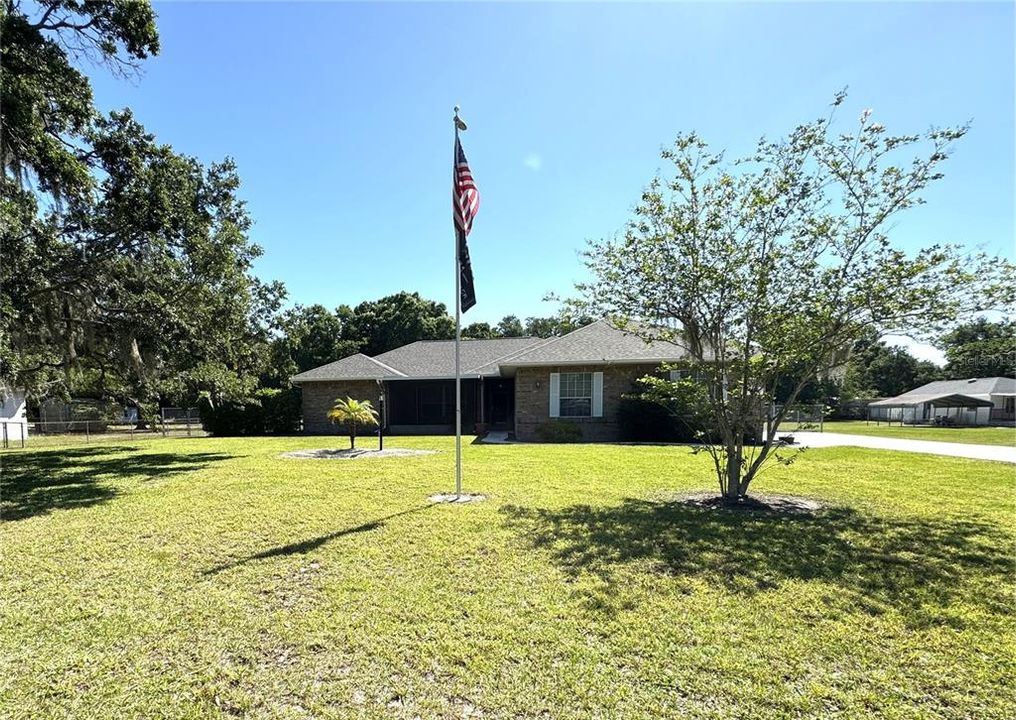 For Sale: $600,000 (3 beds, 2 baths, 2390 Square Feet)