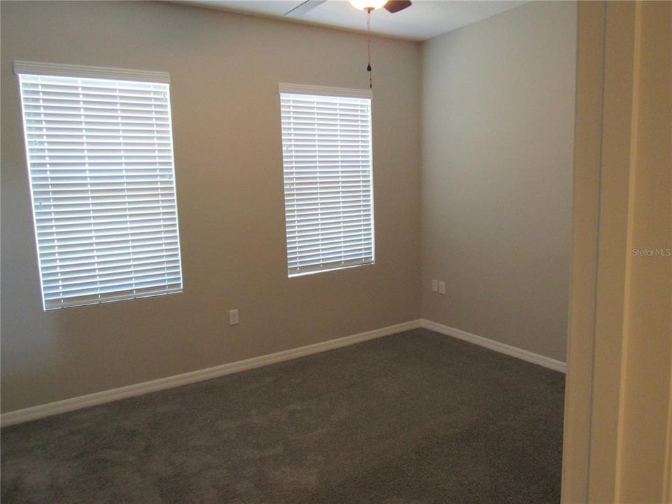 For Rent: $2,100 (3 beds, 2 baths, 1593 Square Feet)