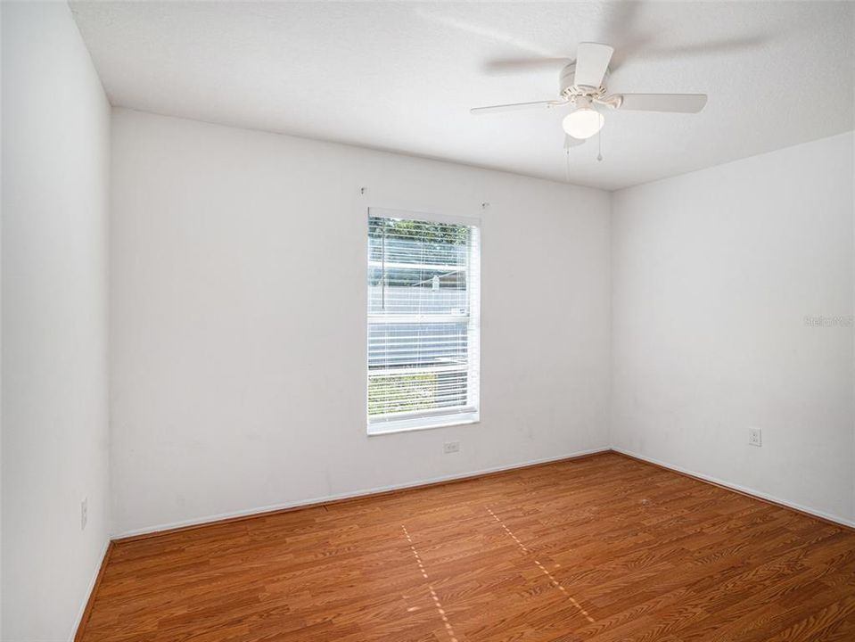 Active With Contract: $289,900 (3 beds, 2 baths, 1200 Square Feet)