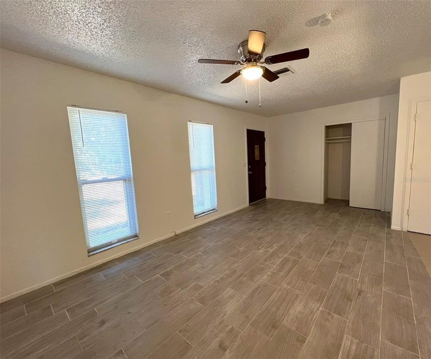 For Rent: $1,500 (2 beds, 1 baths, 794 Square Feet)