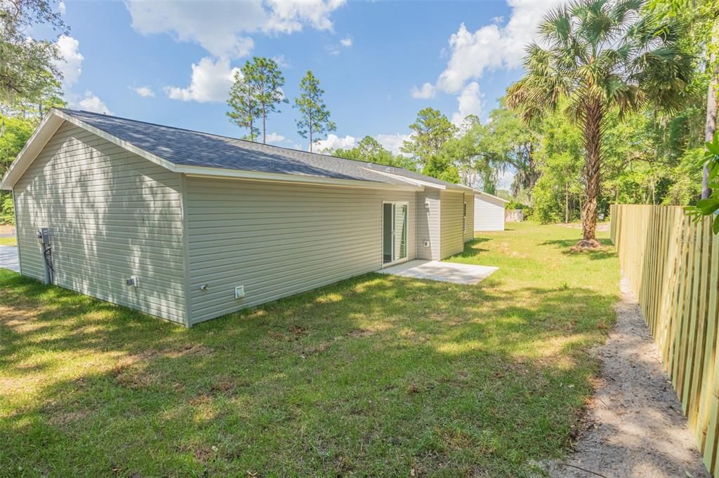 For Sale: $239,900 (3 beds, 2 baths, 1231 Square Feet)