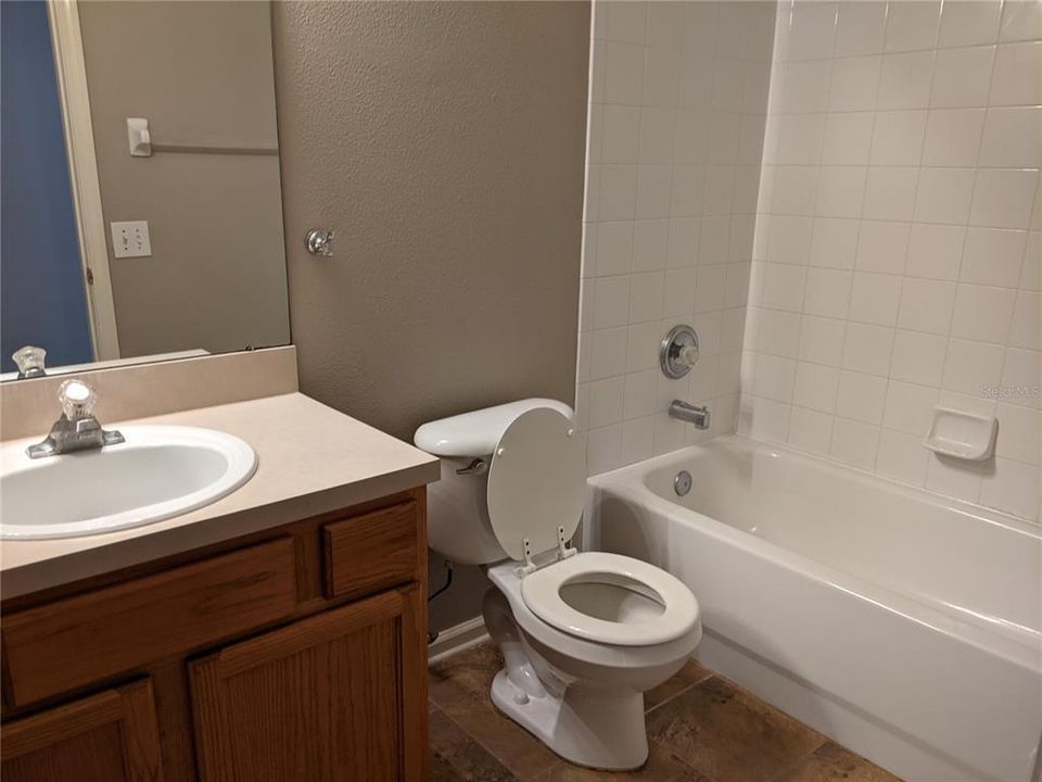Недавно арендовано: $2,300 (4 спален, 2 ванн, 1936 Квадратных фут)