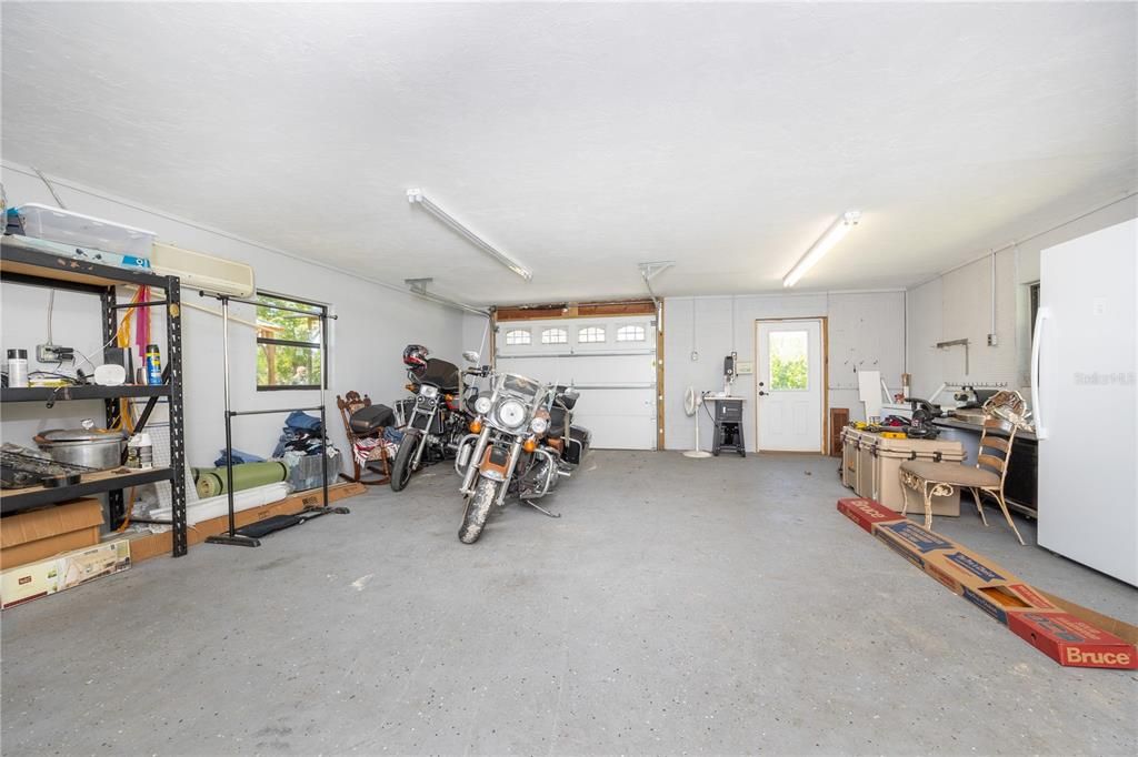 Guest Quarters Garage Interior
