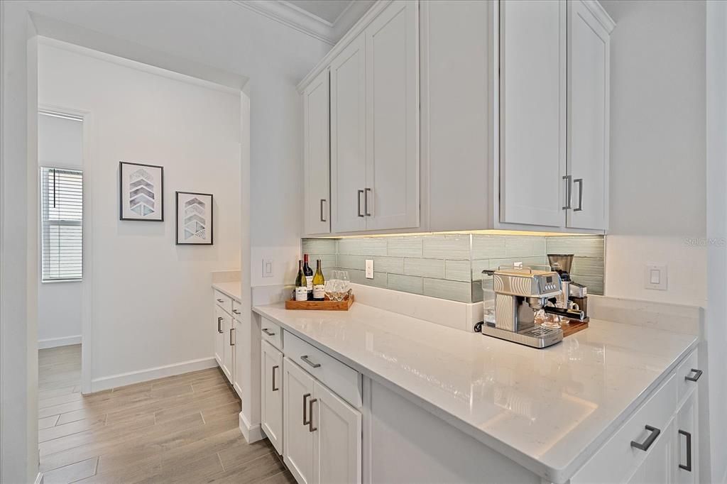 Active With Contract: $510,000 (3 beds, 3 baths, 2611 Square Feet)