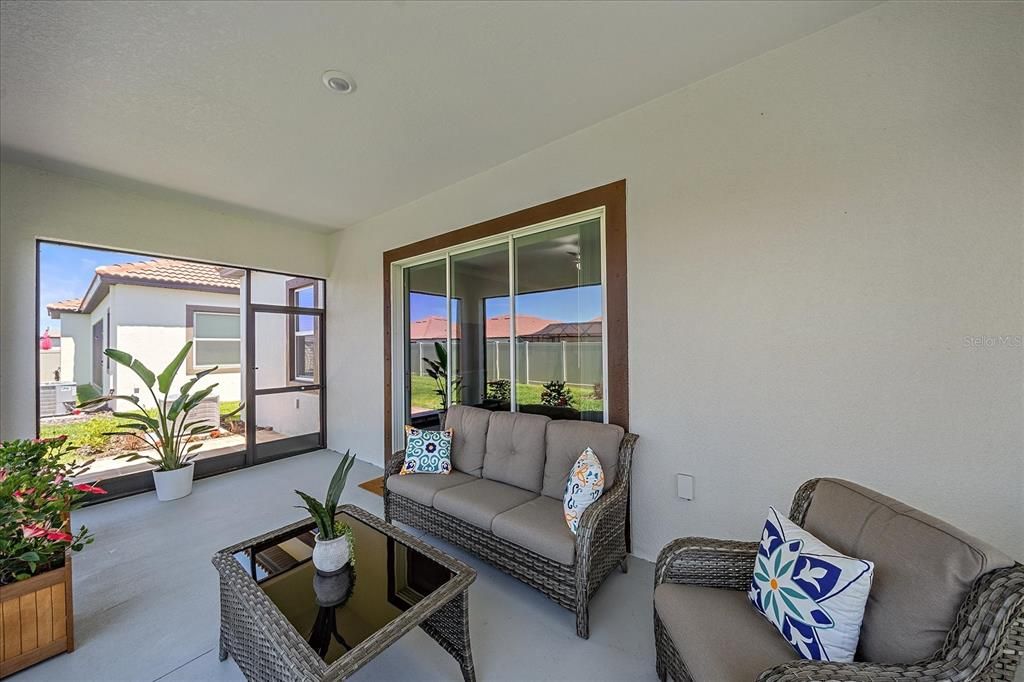 Active With Contract: $510,000 (3 beds, 3 baths, 2611 Square Feet)