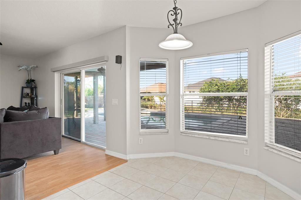 Active With Contract: $475,000 (4 beds, 3 baths, 2266 Square Feet)